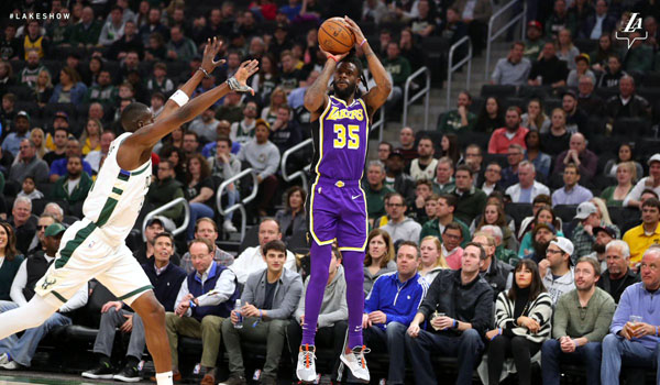 video-bucks-bikin-lakers-kian-sulit-lolos-ke-playoffs