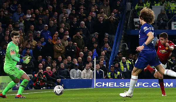 video-dua-gol-setan-merah-bungkam-chelsea-di-stamford-bridge