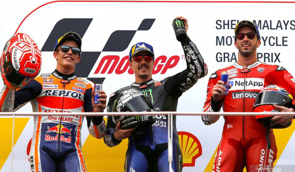 hasil-gp-malaysia-vinales-menang-telak-atas-marquez