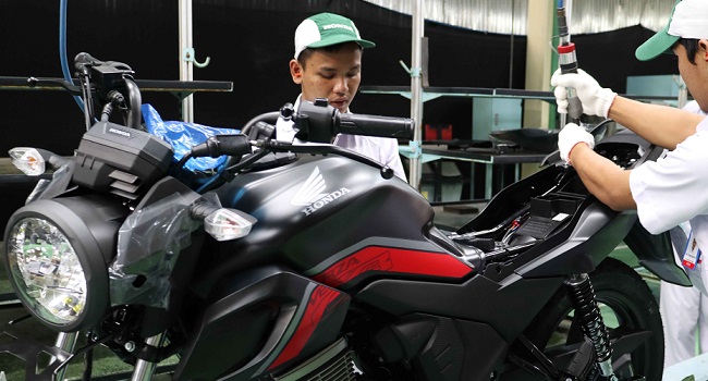 wajah-baru-new-honda-cb150-verza-beri-kesan-semakin-macho