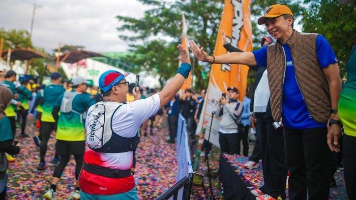 sebanyak-1500-peserta-bogor-city-trail-dilepas-walikota-bogor