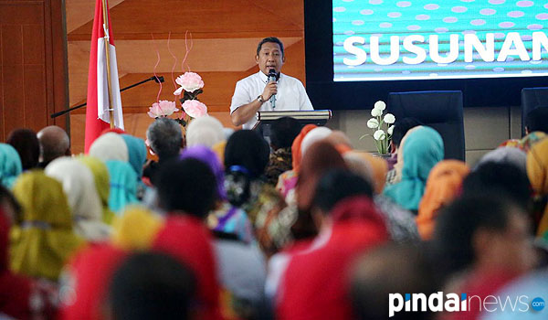 yana-minta-kepala-sekolah-aktif-sukseskan-program-pendidikan